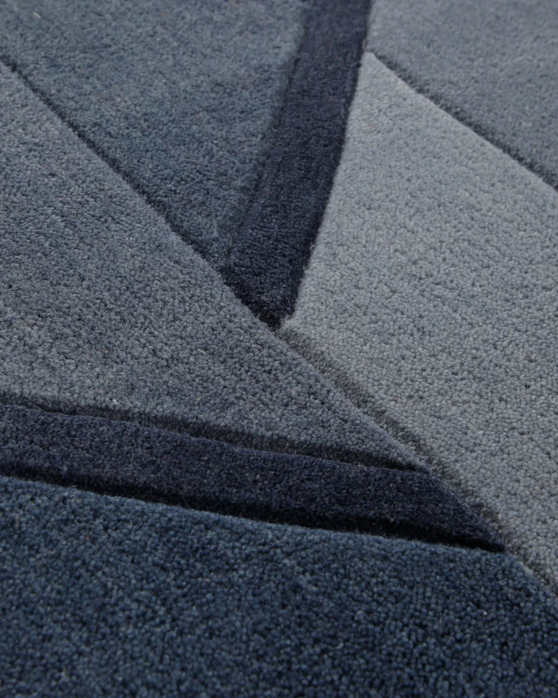 Blaugrau im Verlauf - Handtuft Wolle 160 x 230 cm