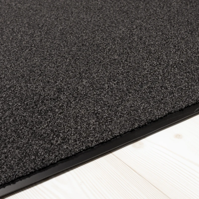 Clean Max Black