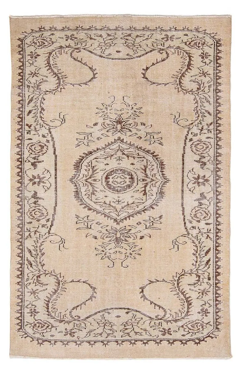 Vintage Teppich 178 x 267 cm - hellbeige