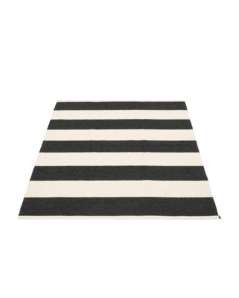 BOB Black - Area Rug