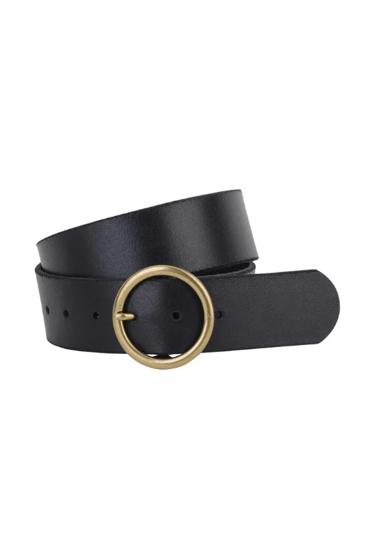 Caroline Belt